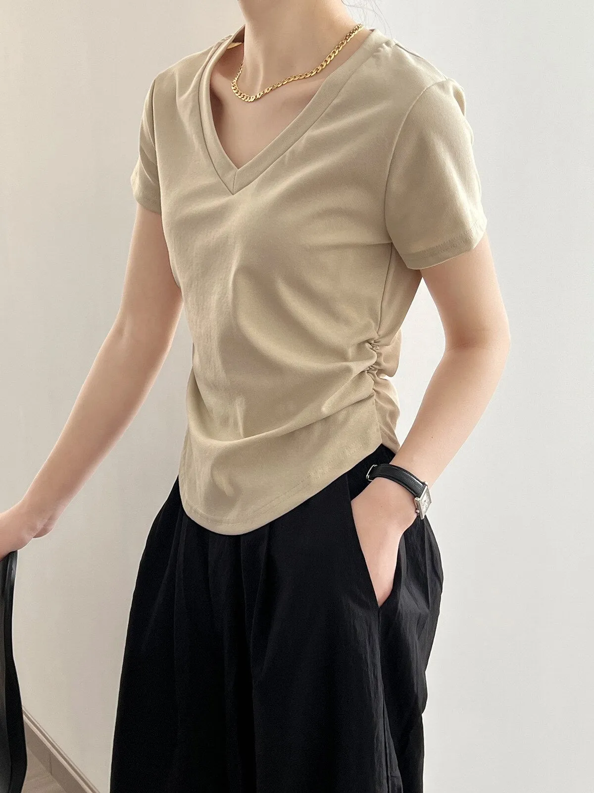 [Korean Style] Basic Solid Color V-neck Side Cinched Crop Top